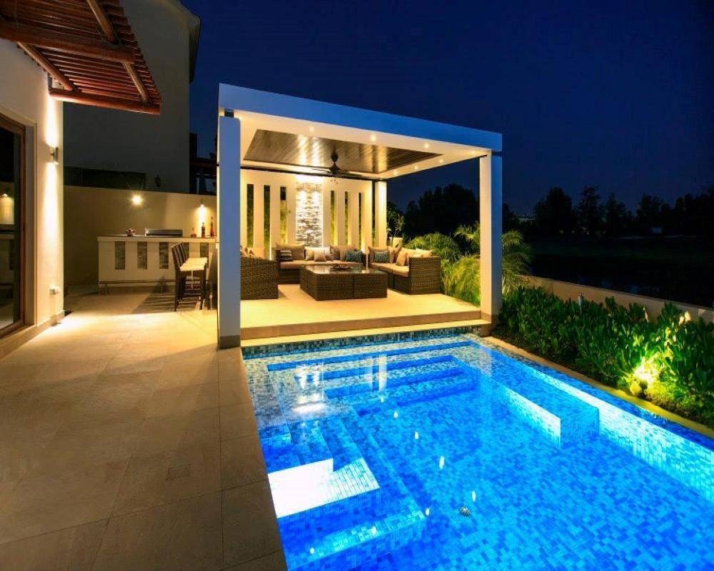 Gorgeous night view in swimming pool